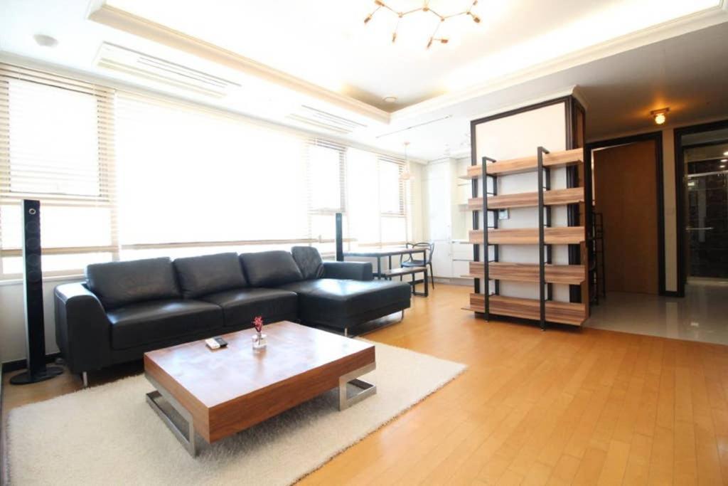 Gangnam Luxury Penthouse